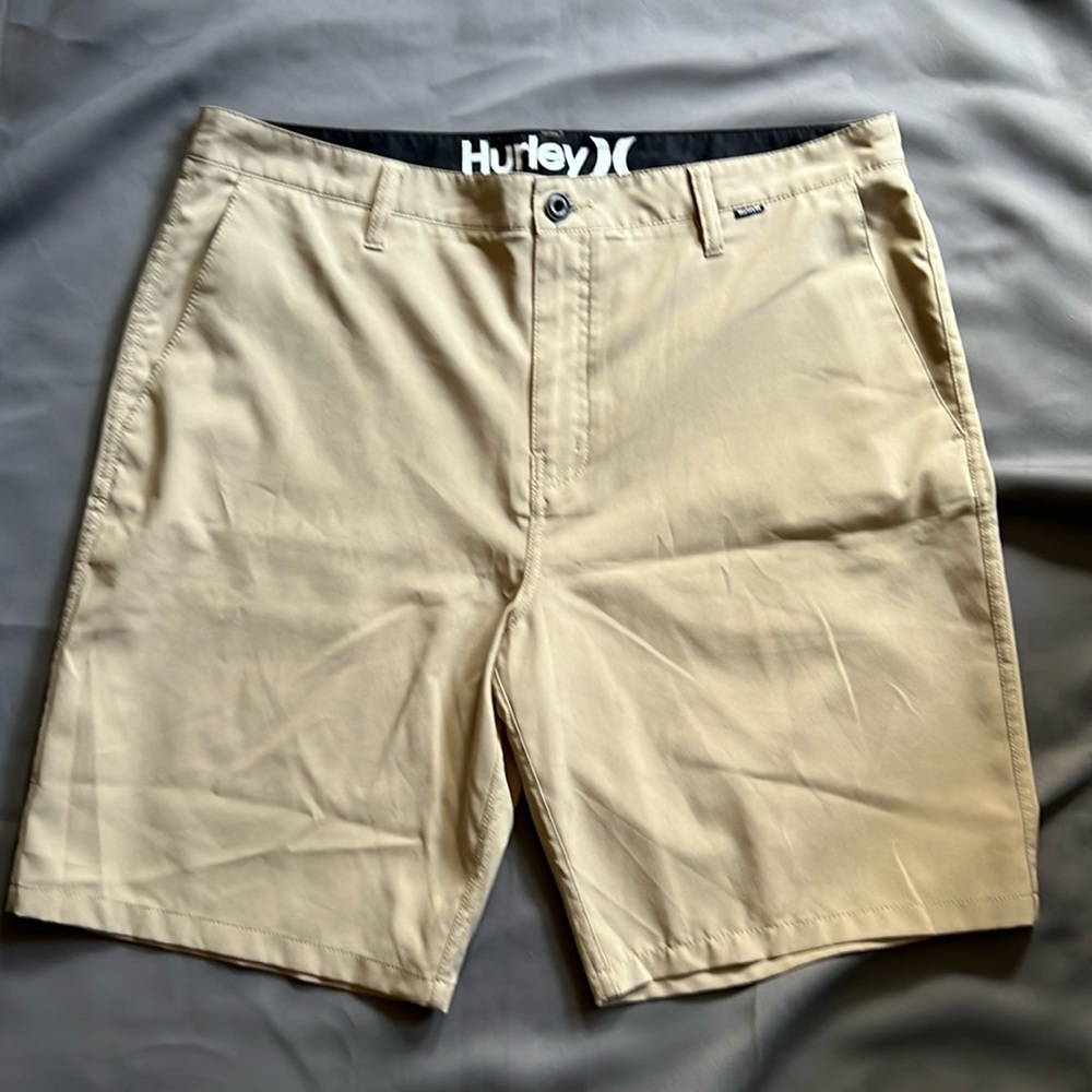 Hurley Khakis shorts